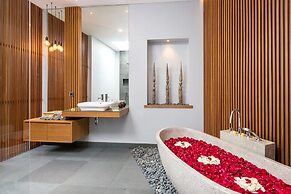 Villa Castil di Udara by Villa Finder