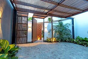 Villa Castil di Udara by Villa Finder