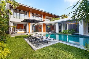 Villa Castil di Udara by Villa Finder