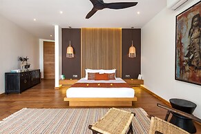 Villa Castil di Udara by Villa Finder