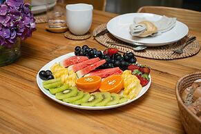 Villa Castil di Udara by Villa Finder