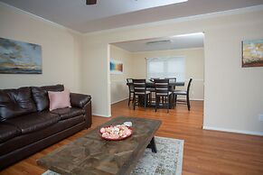 Villa Patricia Surrounded by Trees