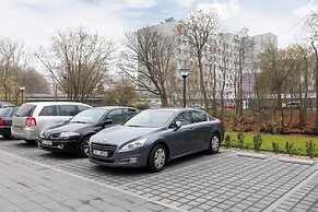 Apartament Deluxe Platany A43 by Renters