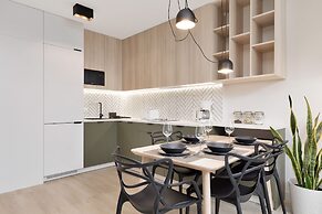 Apartament Deluxe Platany A43 by Renters