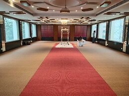 ICON Express by BHAGINI