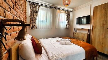 Adayel Otel & Bağ Evi