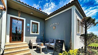 Adayel Otel & Bağ Evi