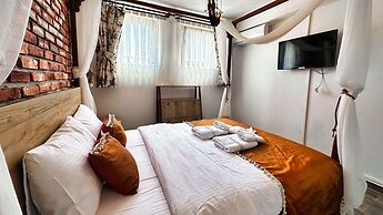 Adayel Otel & Bağ Evi