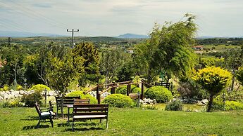 Adayel Otel & Bağ Evi