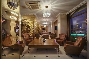 Stargate Hotel&Spa
