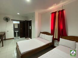 Shoreland Beach Resort by Cocotel