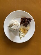 Shoreland Beach Resort by Cocotel