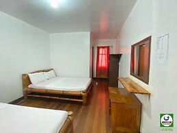 Shoreland Beach Resort by Cocotel