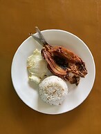 Shoreland Beach Resort by Cocotel