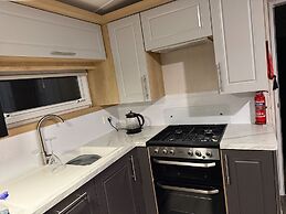 Charming 5-beds Caravan in Beautiful Seton Sands