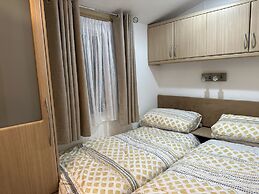 Charming 5-beds Caravan in Beautiful Seton Sands