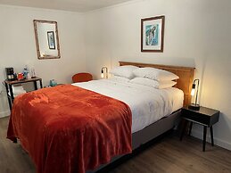 The Seaview Cottages