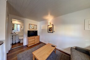 The Seaview Cottages