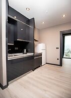 Marina Green Suit Hotel