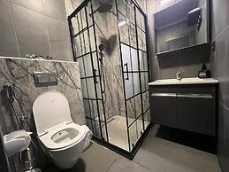 Marina Green Suit Hotel