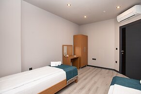 Marina Green Suit Hotel