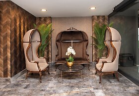 Marina Green Suit Hotel