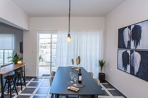 Nima's Beach Apartment