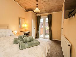 Damson Lodge