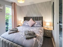 Badgers Hollow Lodge