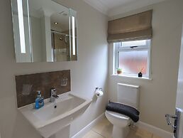 Wansfell Retreat Lodge