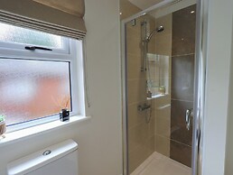 Wansfell Retreat Lodge