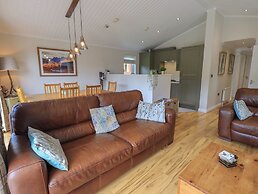 Wansfell Retreat Lodge