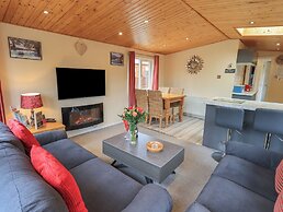 Striding Edge Lodge