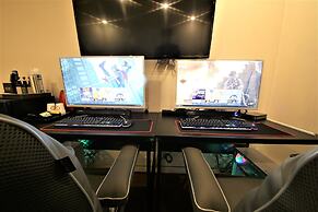 Gupo Brown-Dot Hotel