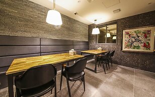 Gupo Brown-Dot Hotel