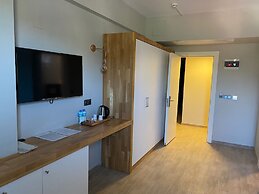 GRAND ÖZALP AİRPORT HOTEL