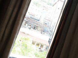 Twins Downtown Hotel