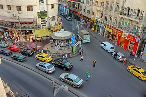 Twins Downtown Hotel