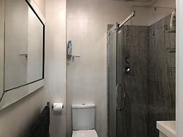 Beautiful 2 Bed Balcony Apart Seafront Eastbourne