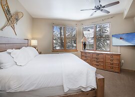 Canyon Run I-203 2 Bedroom Condo by RedAwning