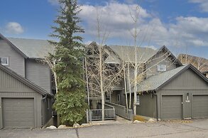 Canyon Run I-203 2 Bedroom Condo by RedAwning