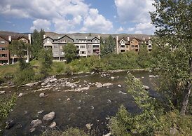 Canyon Run I-203 2 Bedroom Condo by RedAwning