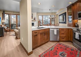 Canyon Run I-203 2 Bedroom Condo by RedAwning