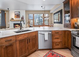 Canyon Run I-203 2 Bedroom Condo by RedAwning