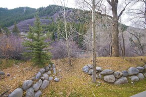 Canyon Run I-203 2 Bedroom Condo by RedAwning