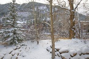 Canyon Run I-203 2 Bedroom Condo by RedAwning