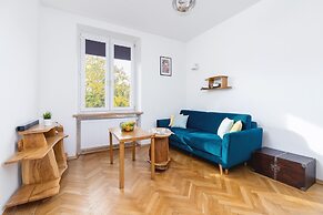 Old Town Basztowa Apartment by Renters