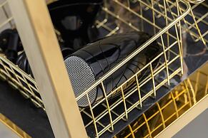 Studio With Jacuzzi by Renters Prestige