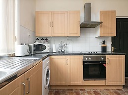 Short Term Shared R&R In Chorlton