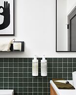 Somewhere Inn Calabogie